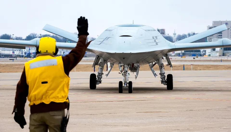MQ-25A Stingray