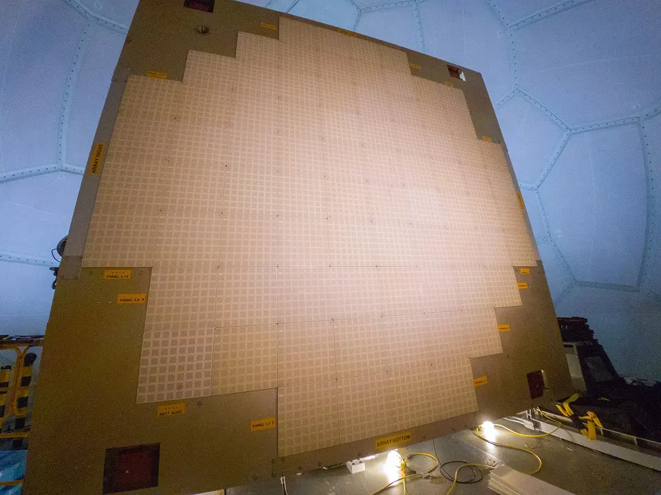 Not BlueBird: a US weather-radar test antenna made of flat tiles that steer beams electronically. BlueBird's 223 m² antenna is built from tiles like these