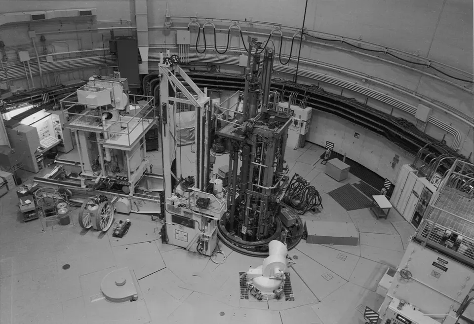 Operating floor of EBR-II, the Idaho sodium-cooled fast reactor with metal fuel that Aurora's design descends from