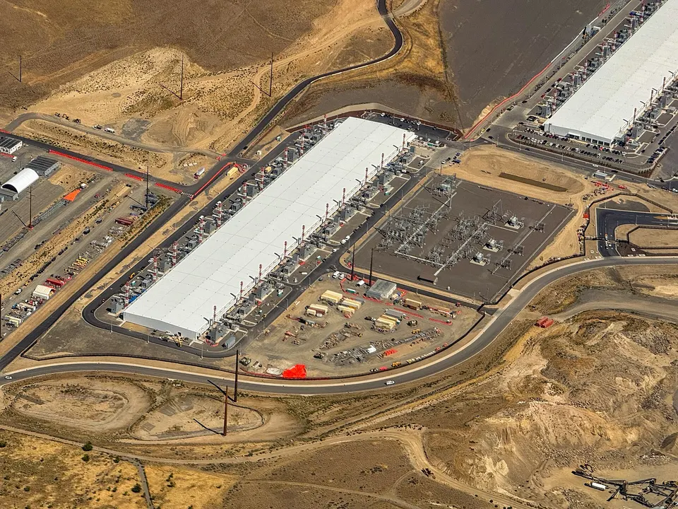Microsoft Azure data centre in Wenatchee, Washington: GPT models are trained and served on cloud campuses like this
