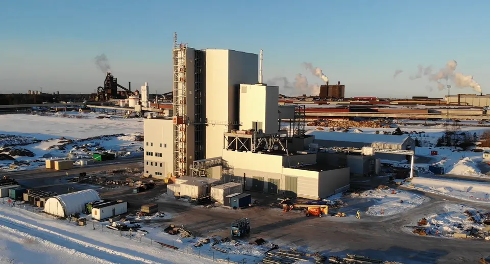 HYBRIT's pilot plant in Luleå, Sweden, which strips oxygen from iron ore with hydrogen: the same step Stegra runs at Boden
